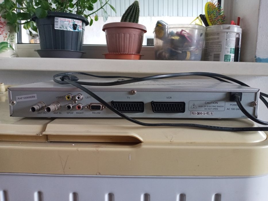 Запчасти в оригинале для спутниковых антенн SVEC