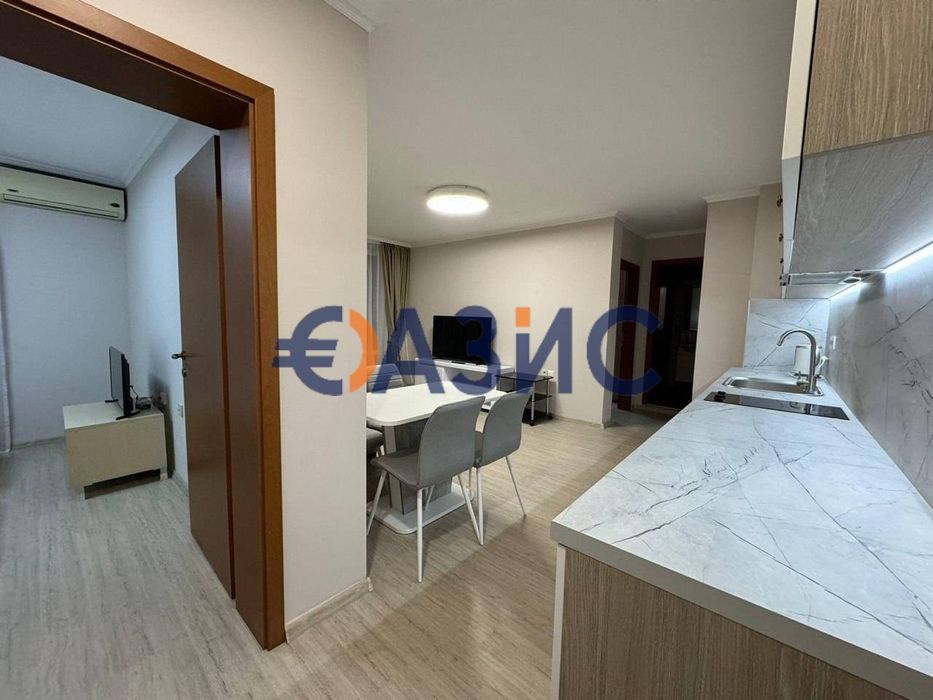 Продава се Тристаен апартамент в к.к. Слънчев бряг - 83 кв.м за 1266 €/кв.м - Снимка #2