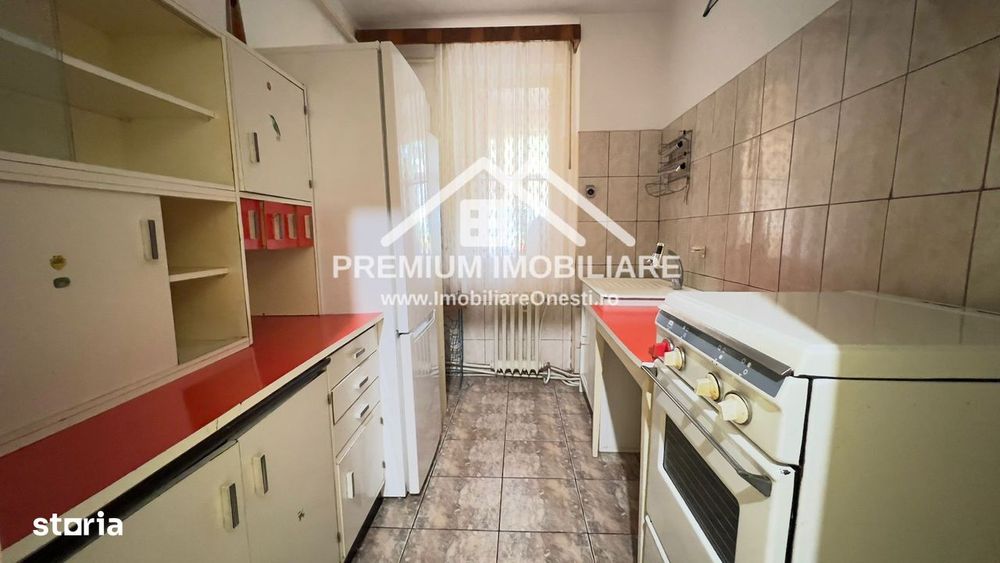 Apartament  2 camere - Decomandat - Zona de sus