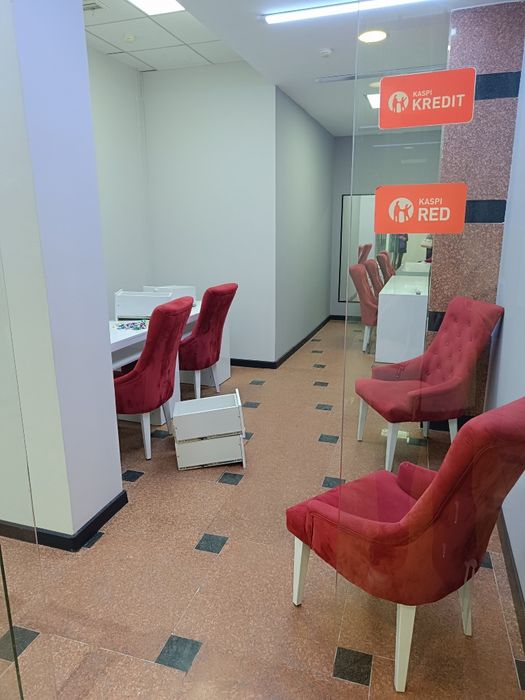 Продам столы и стулья