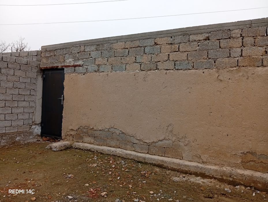 Yer sotiladi. Chirchiq