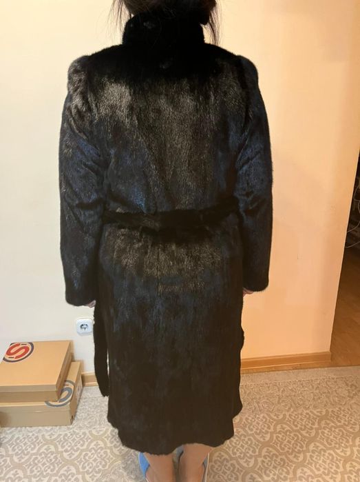 Продаётся шуба б/у
