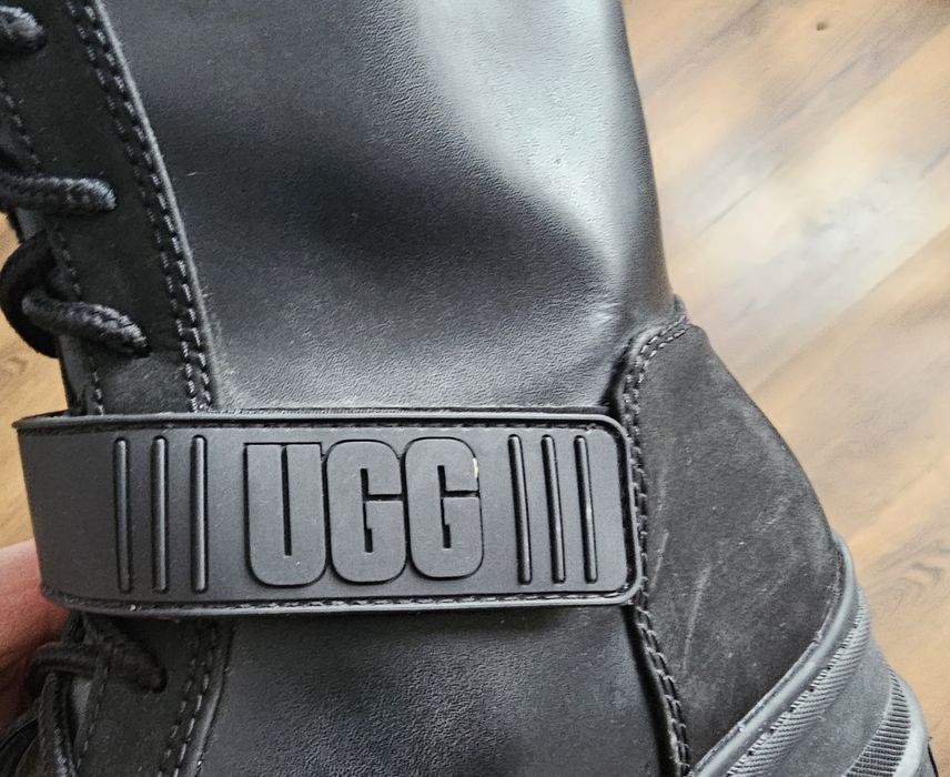 Cizme UGG negru piele