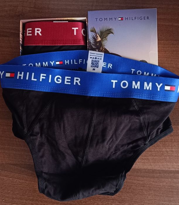 Set 3 perechi chiloti diverse branduri Tommy Lacoste Hugo CK