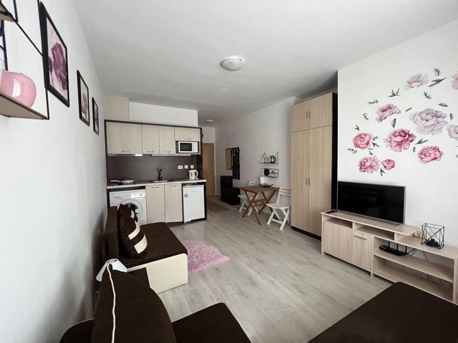 Продава се Едностаен апартамент в Бургас, Център - 38 кв.м за 1185 €/кв.м - Снимка #7
