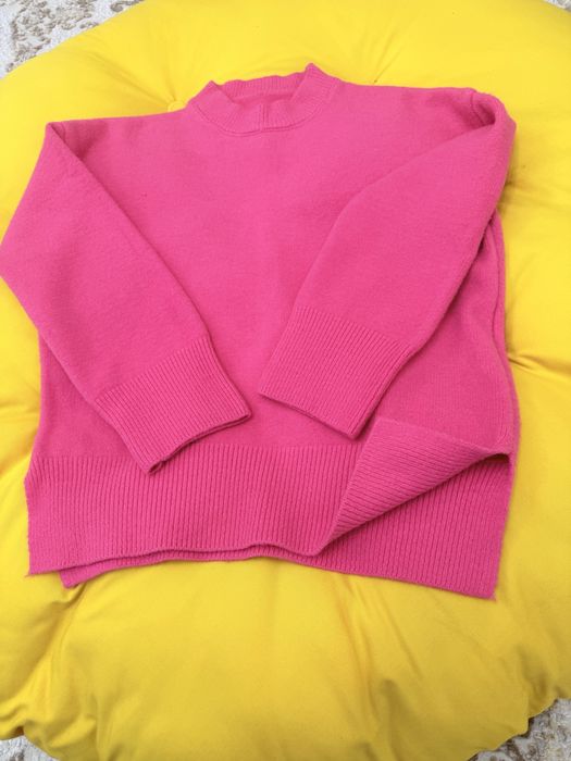 Женский свитер……