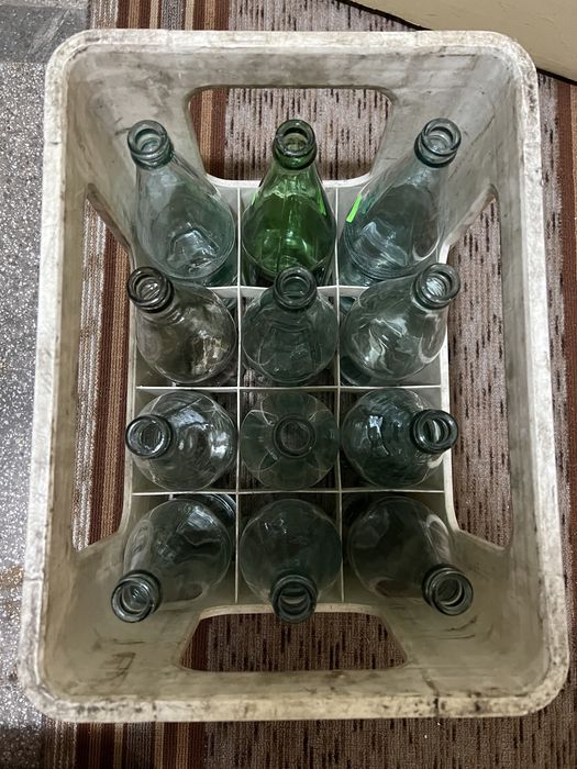 Стъклени шишета 1 л.