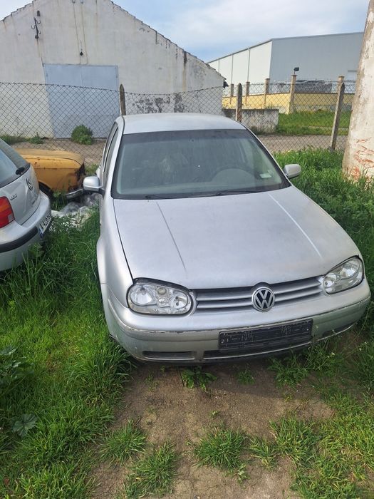 Vw golf 1.6 бензин 101 к.с. на части