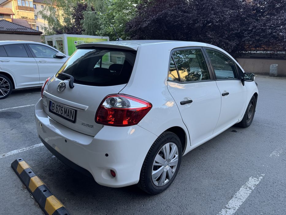 Toyota Auris 2012 1.33
