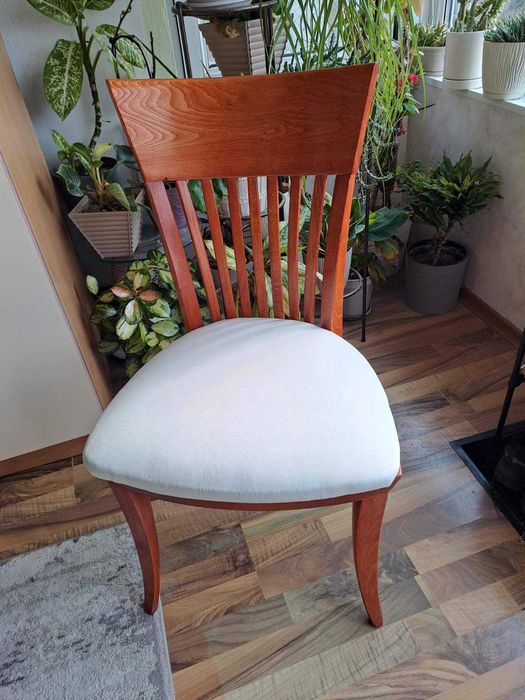 Продавам 4 стола