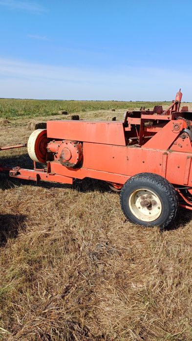 Продам  тюковый  пресс Sipma .