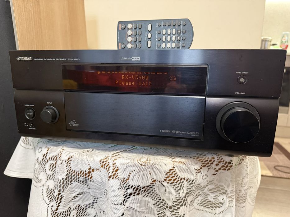 Yamaha RX-V3900