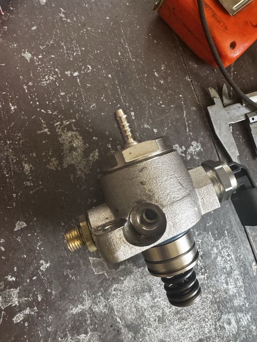 Продам тнвд Ауди Q5 2.0