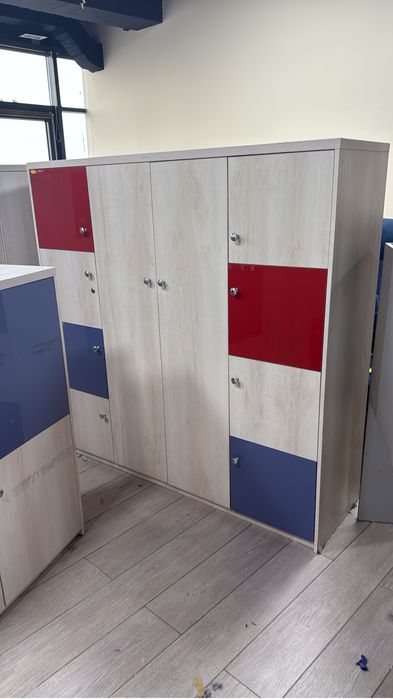 Шкафчики для вещей