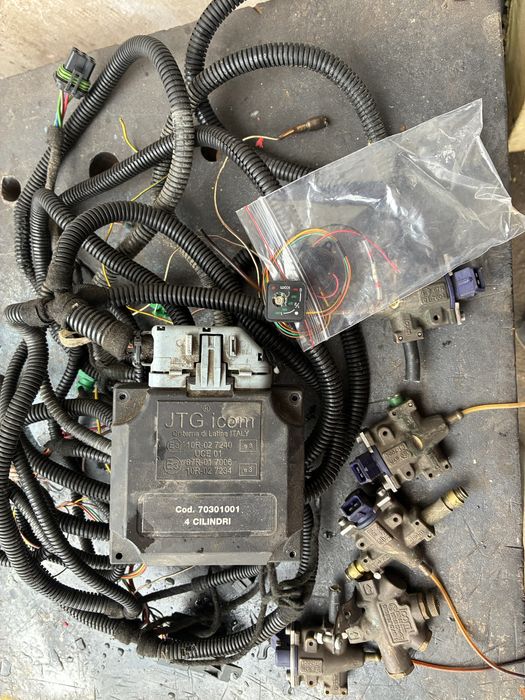 Icom течна фаза…