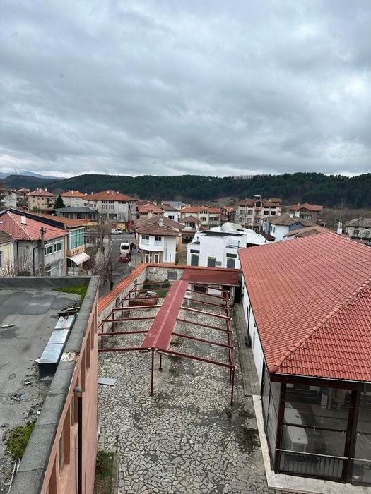 Продава се Многостаен апартамент в Крумовград - 180 кв.м за 241 €/кв.м - Снимка #8