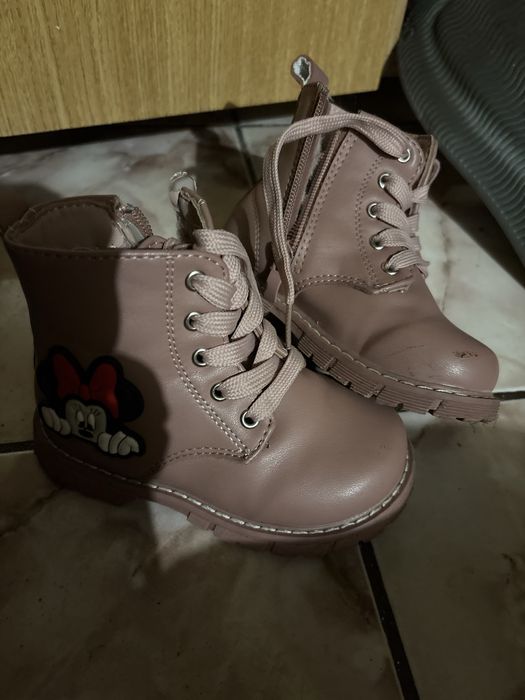 Ghete roz minnie fete