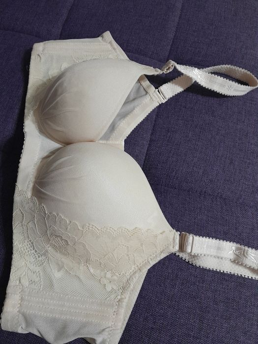 Продам новый бюстгальтер