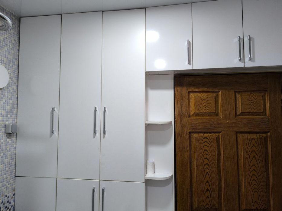 Мебель и сантехника для ванной, дорогая