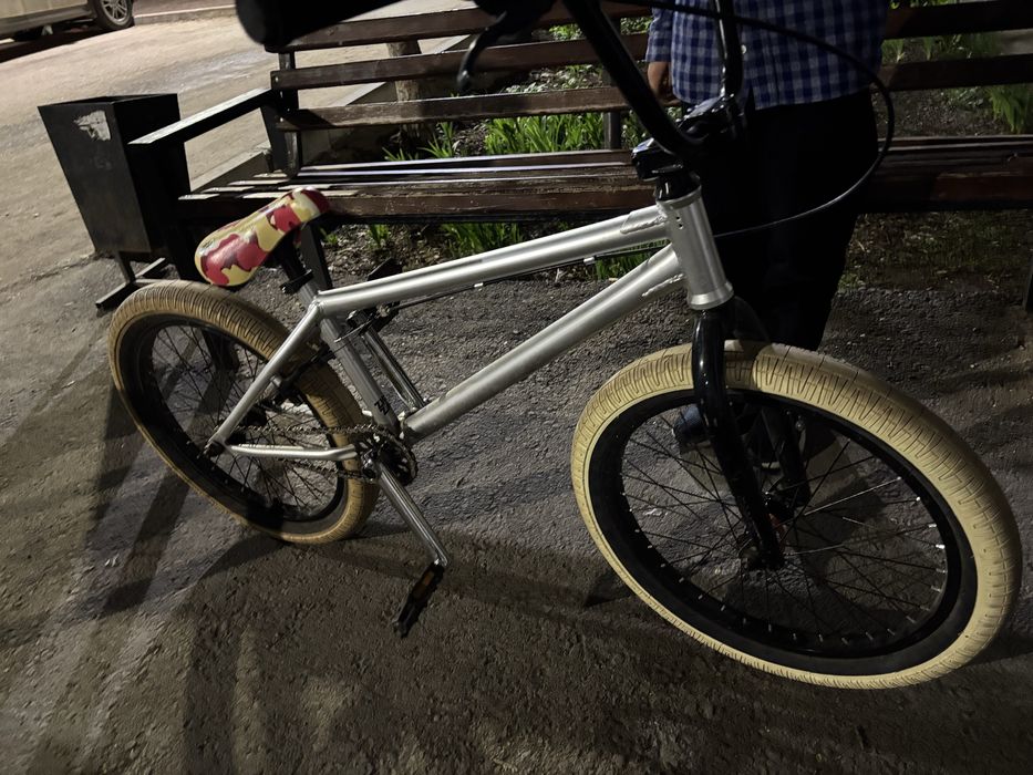 Продам велосипед трюковой