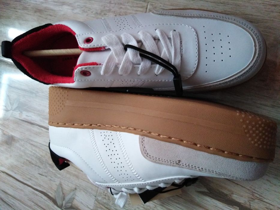 Adidasi/sneakers/pantofi sport Zara din piele naturala