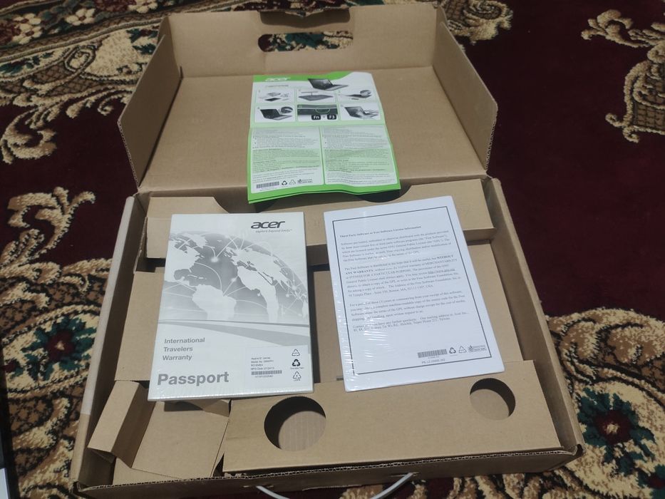 Noutbuk Acer 7 coray