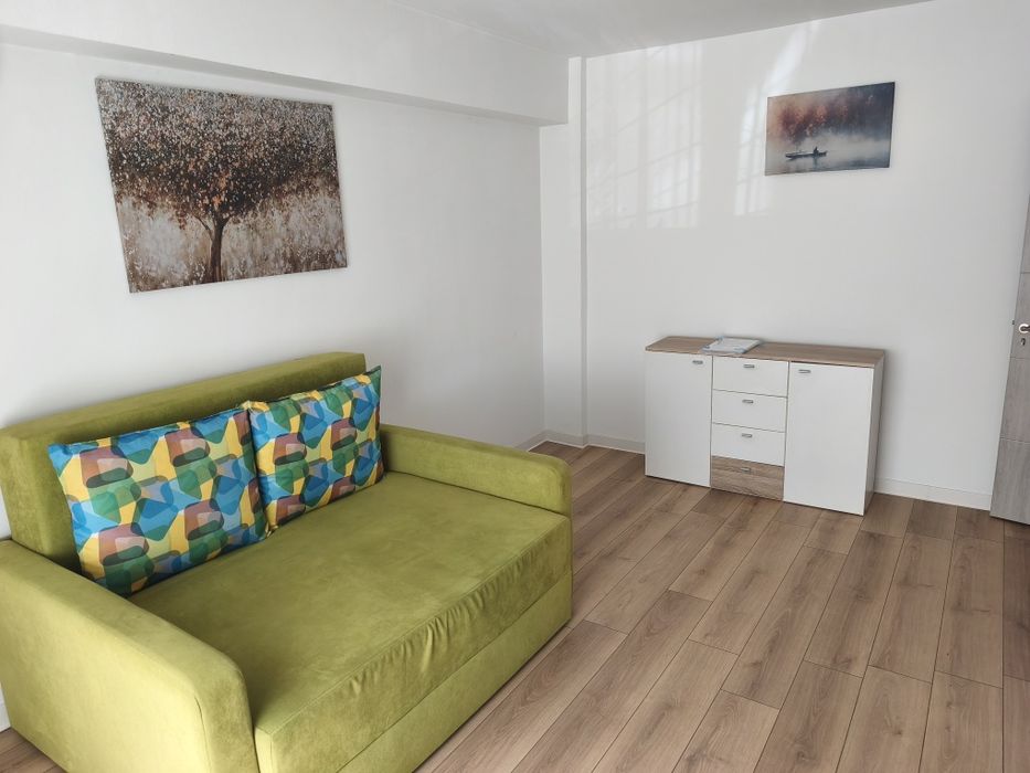 Vând Apartament 2 Camere Decomandat Ultracentra Zona Ramada l