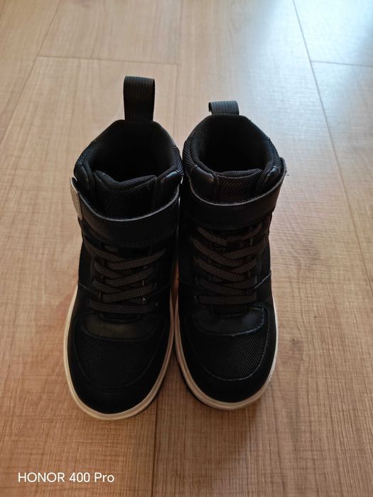 De vânzare încălțăminte imblanita pentru băieți mărimea 29 impermeabil