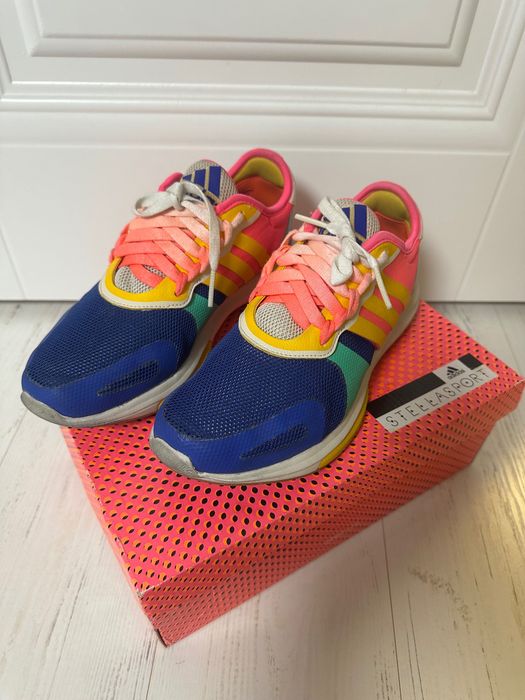 Кроссовки для зала Adidas