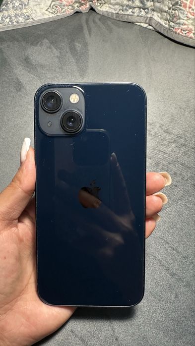 Срочно продается iphone 13