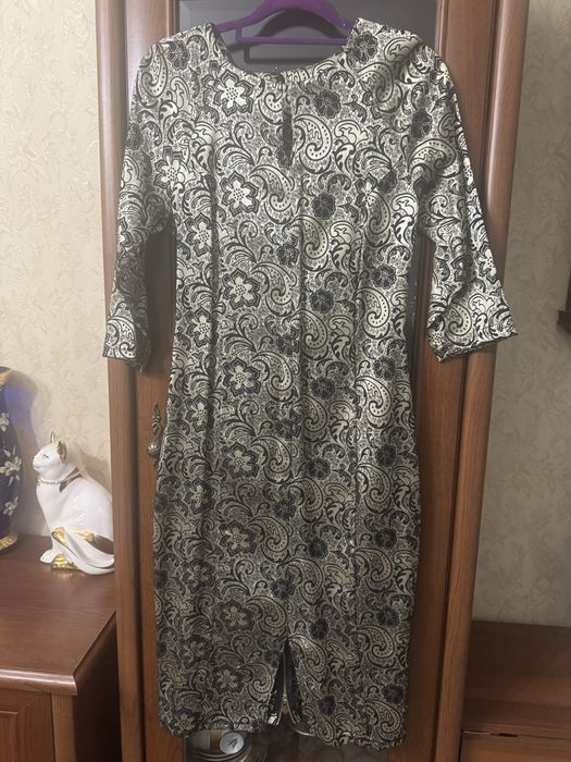 Платье джаккард 42р