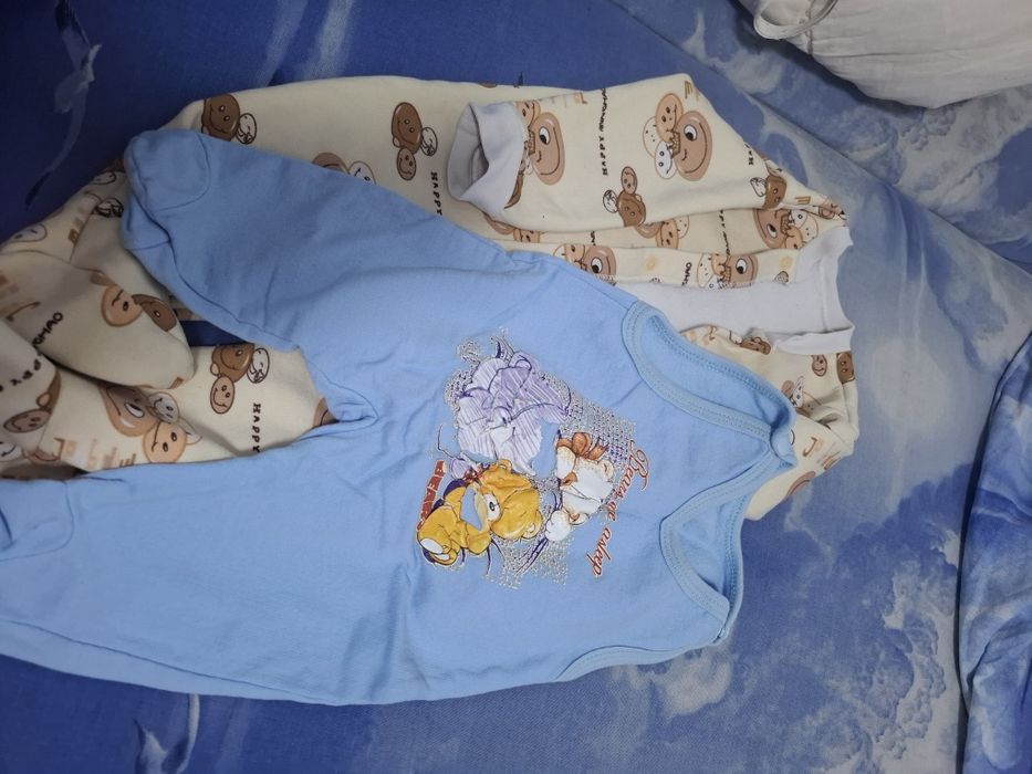 Детские вещи на малышей до года