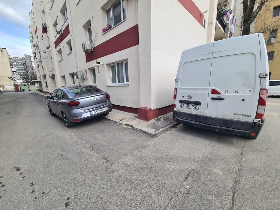 Garsoniera complet renovata sector 4