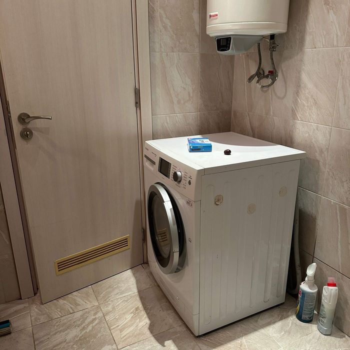 Дава се под наем Двустаен апартамент в Бяла - 50 кв.м за 398.82 € - Снимка #11