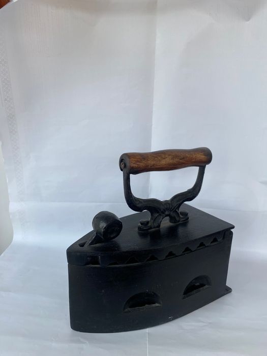 Fier de călcat vintage