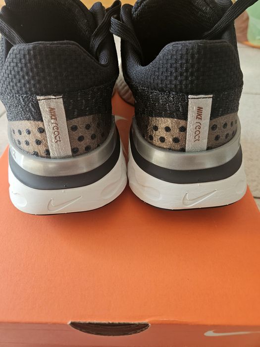 Маратонки Nike reakct 38.5