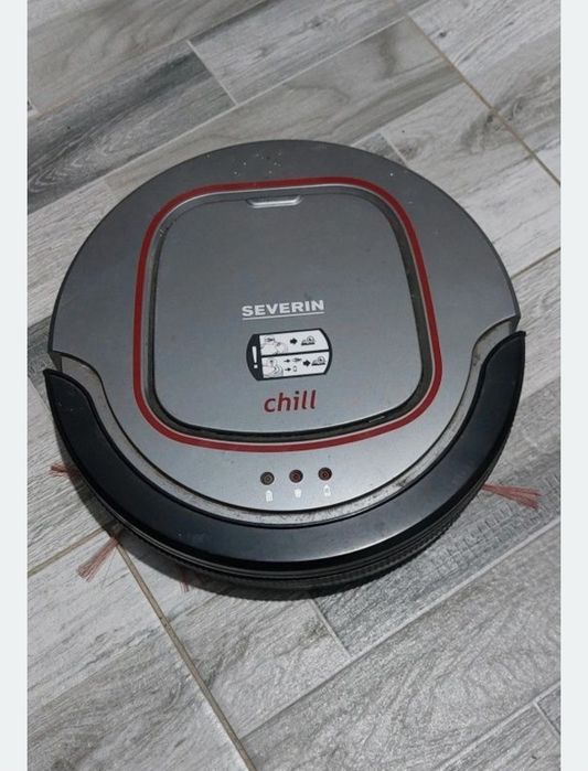 Aspirator robot Severin