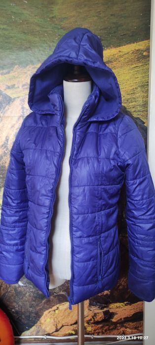 Осенне-весенняя куртка.