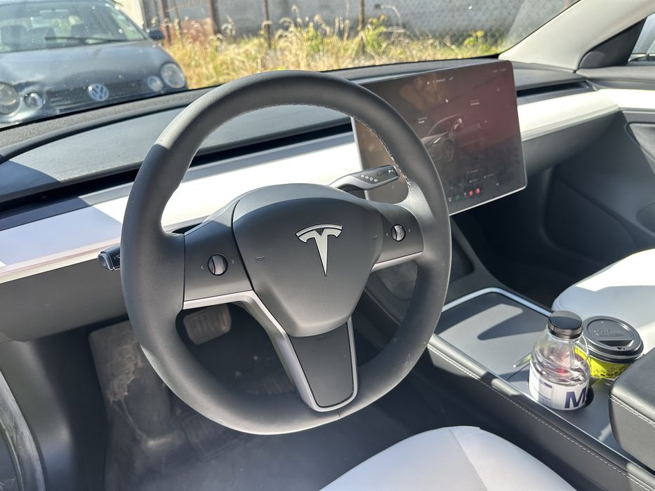 Tesla model 3 long range