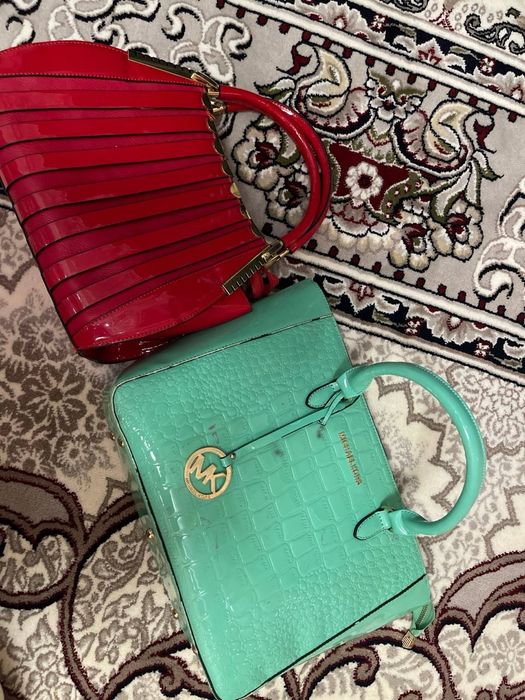 Tureskiy Michael Kors sumkalar