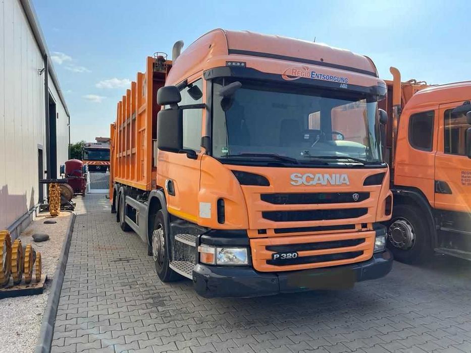 Autoutilitară Gunoieră SCANIA 6X2 ECONIC Zöller 2301 Delta Premium