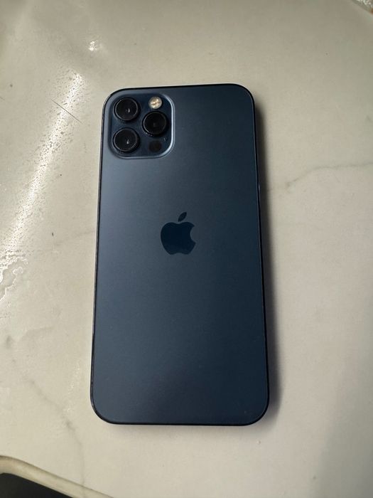 Продам iPhone 12 pro 256mb