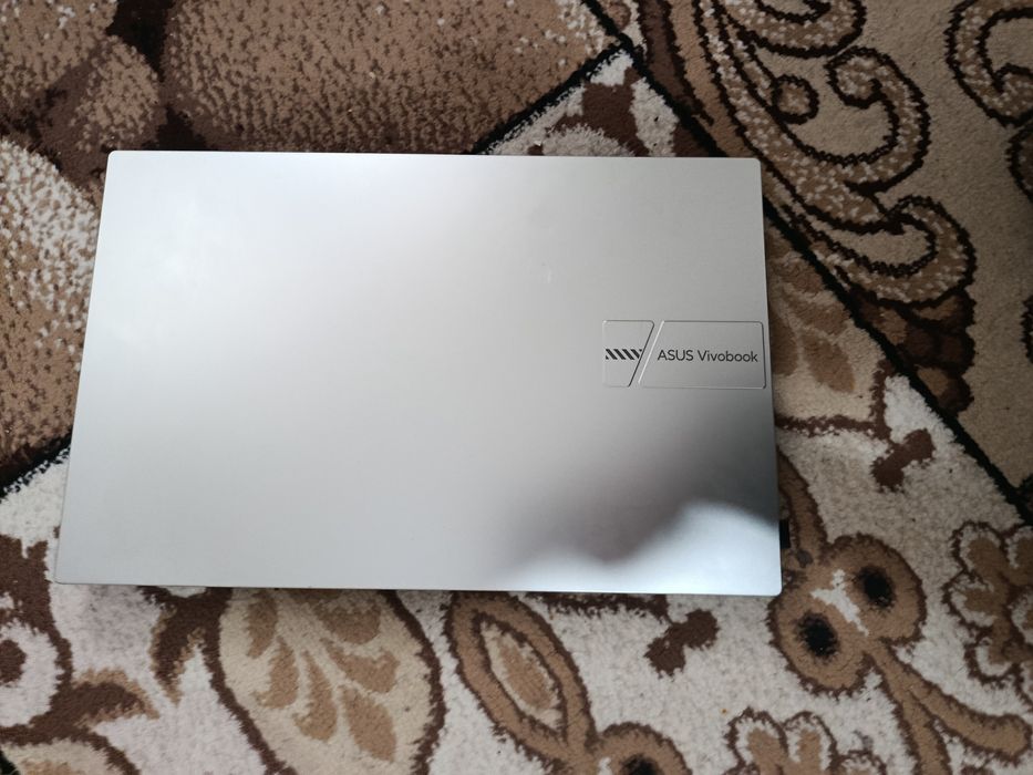 ASUS VivoBook X1504VA