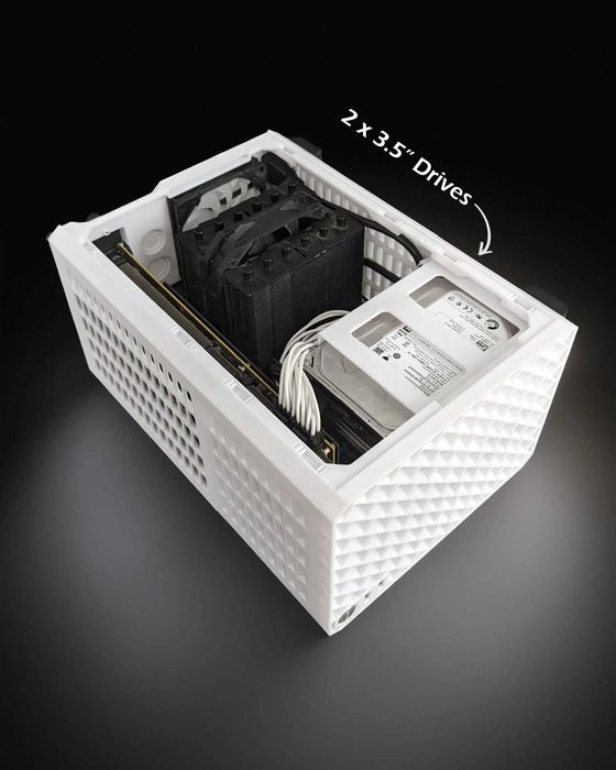 Carcasa ITX Gaming Rad 240mm GPU 2.5 slots 11.9Litrii