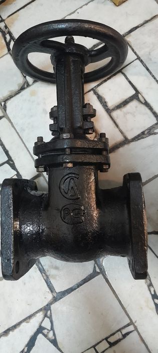Задвижка  чугунная