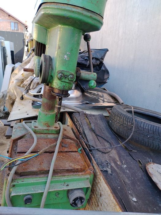 Tocător de crengi  2800  W