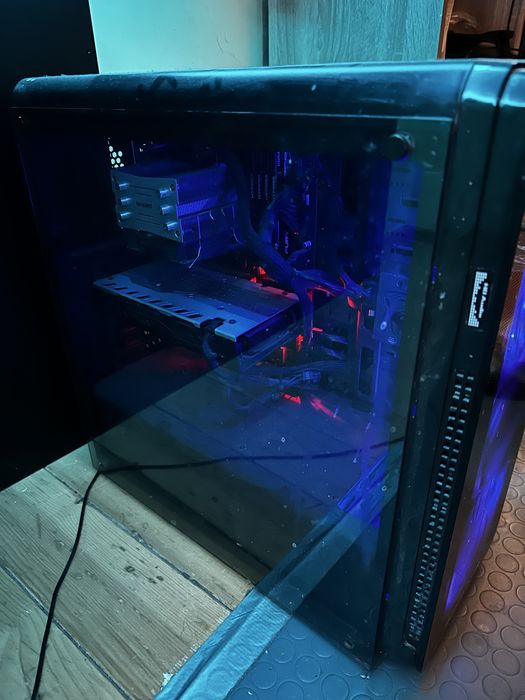 Геймърски компютър :)