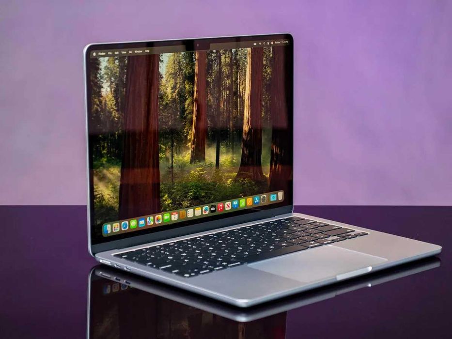 НОВ! Apple MacBook Air 2025 13" M4 10C/10G 24RAM 512SSD Silver