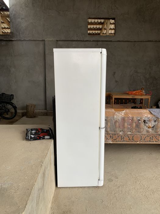 холоделник Indesit 299L