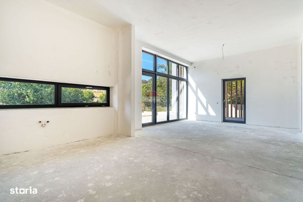 Vilă contemporana cu 6 camere Feleacu.Tavane inalte, 8 Min de oras. 0%